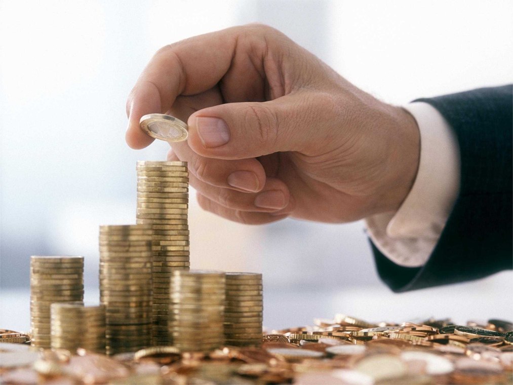 挖掘机销量大涨！8000亿“两重”资金下达，投资领域现回暖信号